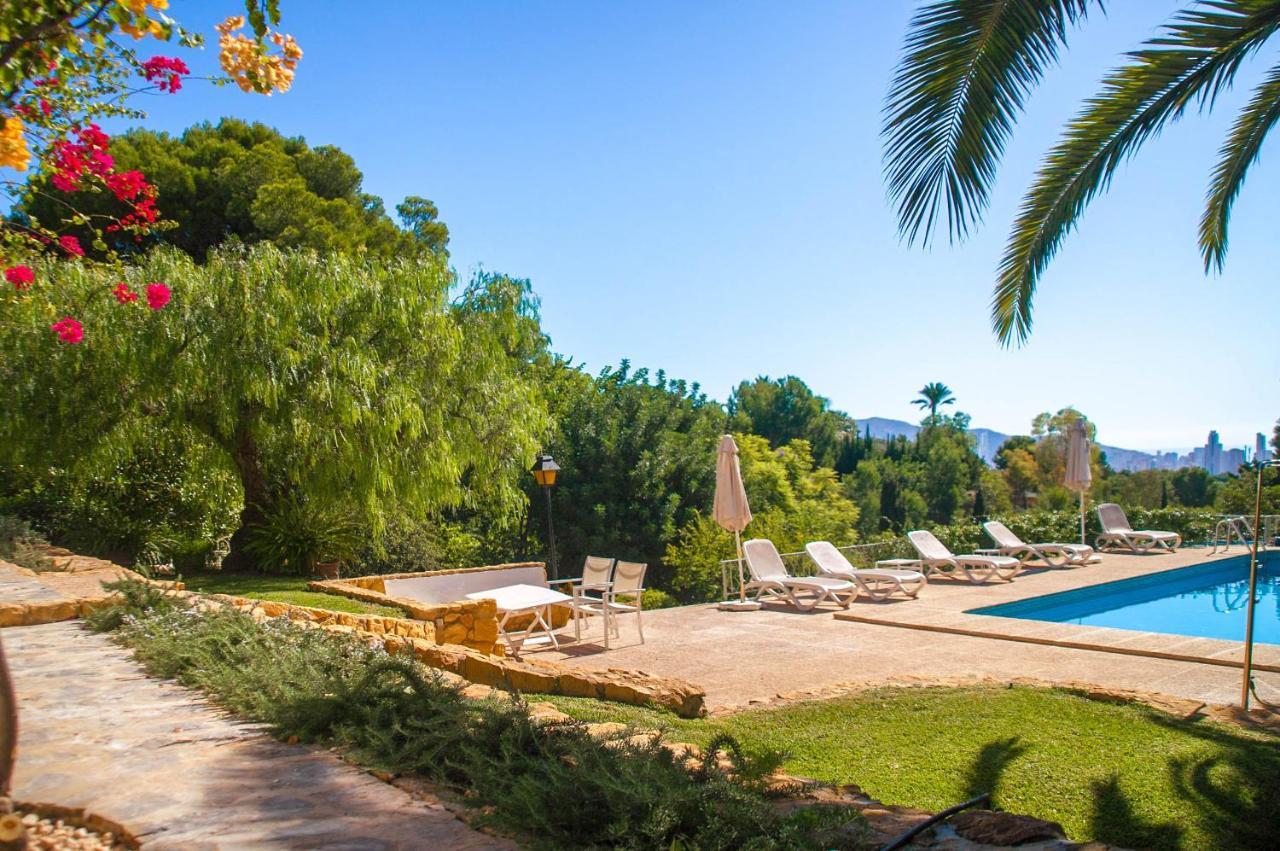 Villa Altozano With Pool, Barbeque, Large Garden, And Fantastic Sea Views Benidorm Exterior photo